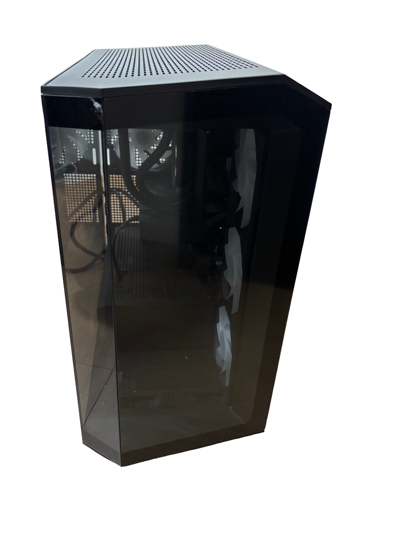 中古ゲーミングPCの内部パーツ確認
